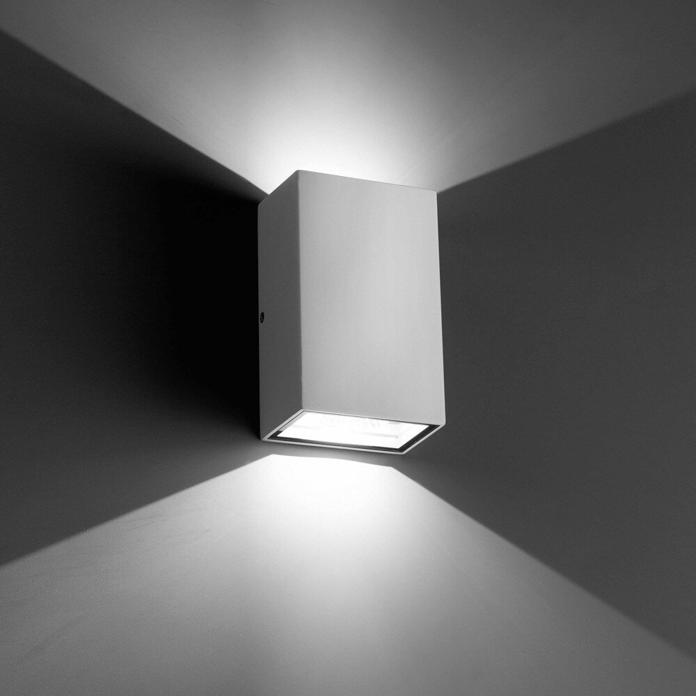 Innovative Außenwandleuchte Ling LED up- und downlight weiß