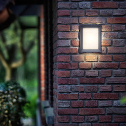 Zeitlose LED Außenwandleuchte Karp aus Aluminium in...