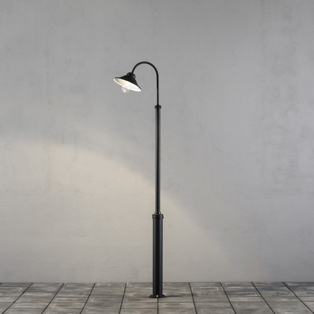Moderne LED Mastleuchte aus Aluminium in schwarz und Glas in klar, dimmbar