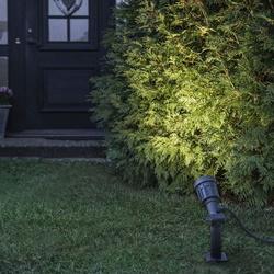 LED Outdoor Spot Fixture in Schwarz mit einstellbarem Winkel