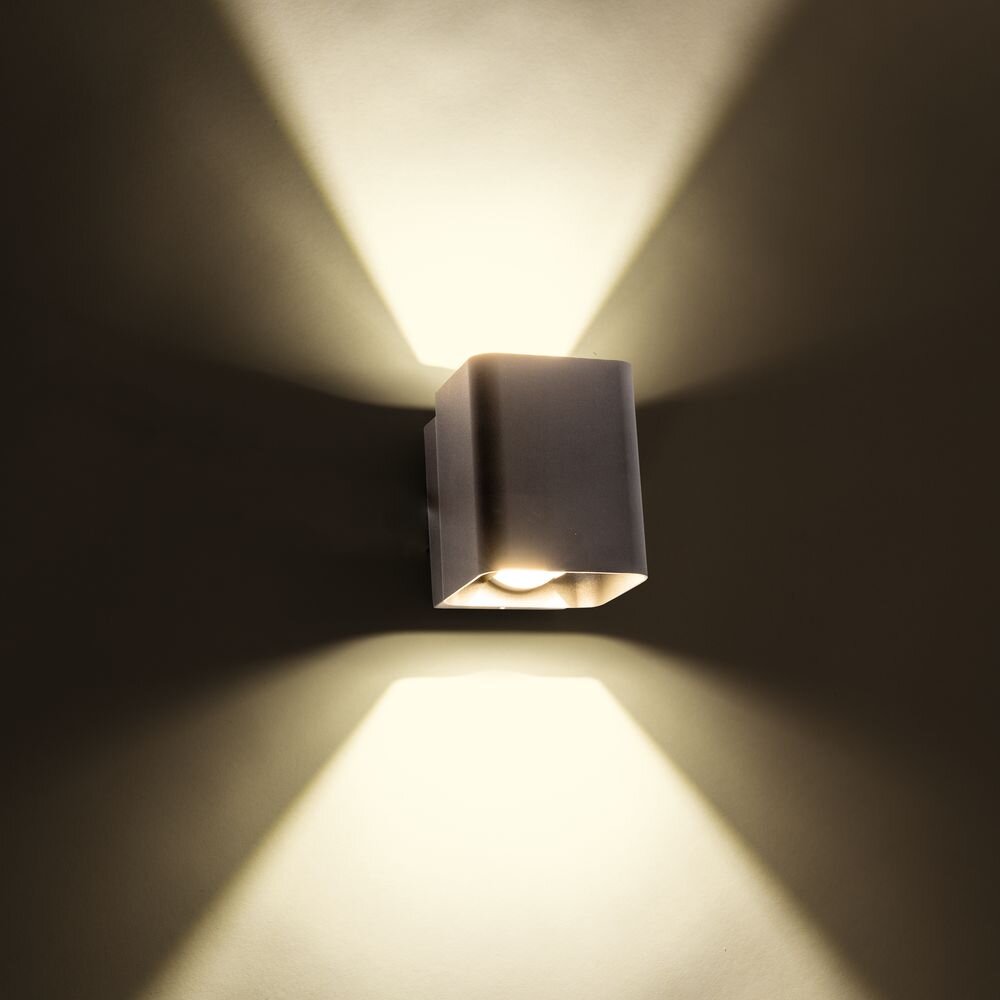HEITRONIC LED Wandleuchte Sophie, Austrahlungswinkel oben und unten einstellbar von 0 bis 80°