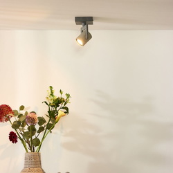 Einflammiger LED-Leuchtenspot Conni in Betonoptik...