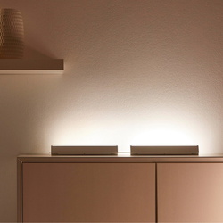 LED Tischleuchte RGBW in Weiß 10,5W 800lm 600mm