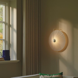Wandleuchte Nadia in Weiß E14