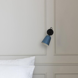Wandleuchte Studio in Blau und Schwarz-matt E14