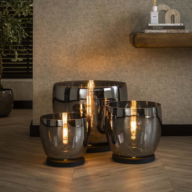 famlights | Stehleuchte Dona in Rauchglas und Schwarz E27 480mm